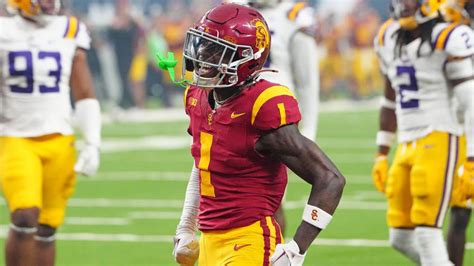 usc football betting line